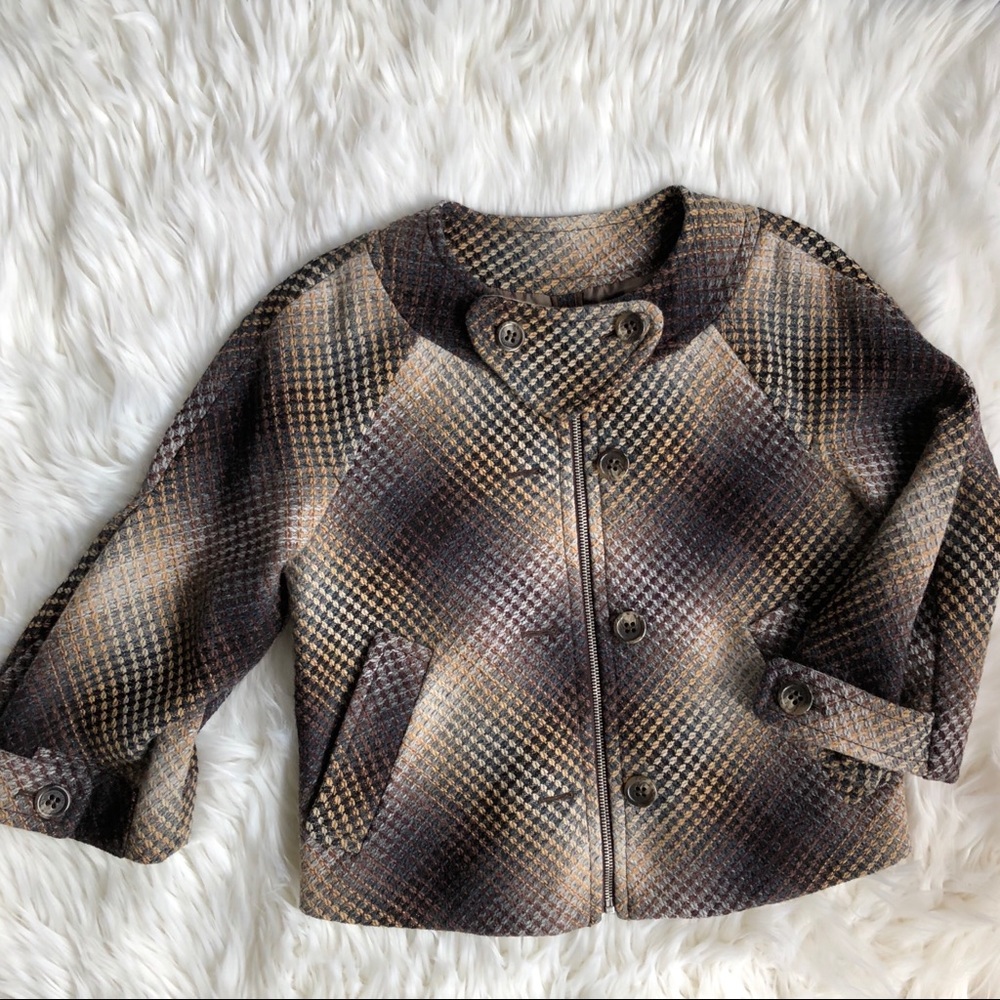 BCBG MAXAZRIA  Boxy Cropped Wool Jacket/Blazer